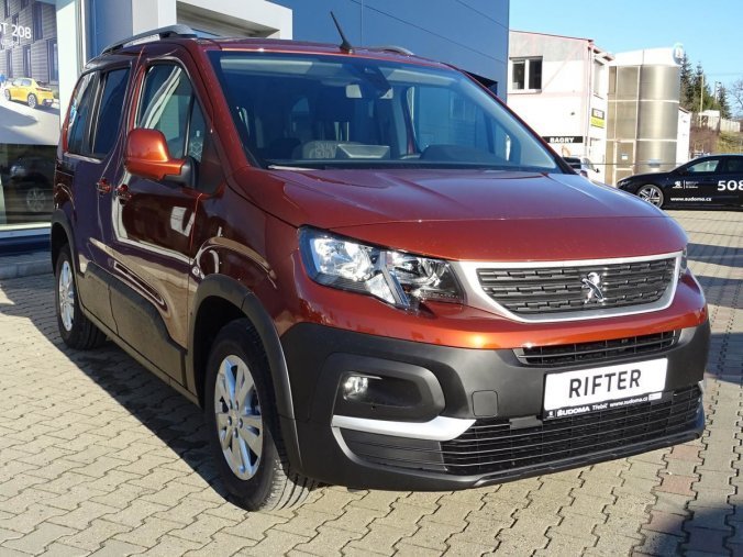 Peugeot Rifter, ACTIVE 1.2 Pure Tech 110k MAN6, barva oranžová