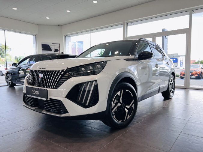 Peugeot 2008, Peugeot 2008 GT HYBRID 145k, Automat, barva bílá