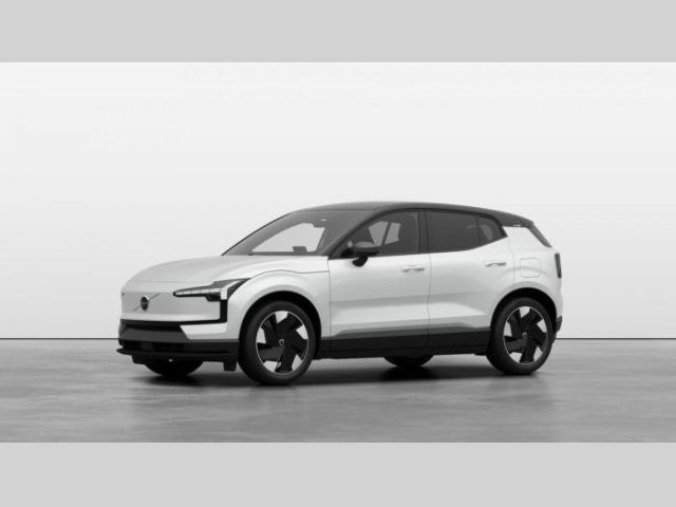 Volvo ex30, Twin Motor Performance Plus 42, barva bílá