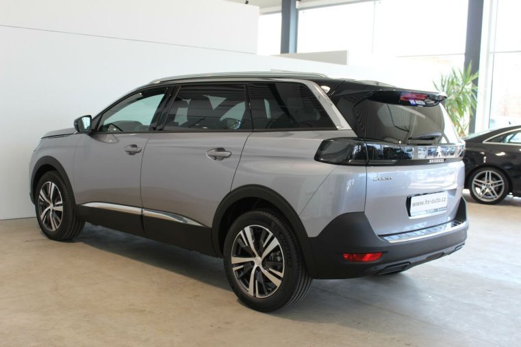 Peugeot 5008, Peugeot 5008 ALLURE PACK BlueHDi 130 EAT8, barva stříbrná