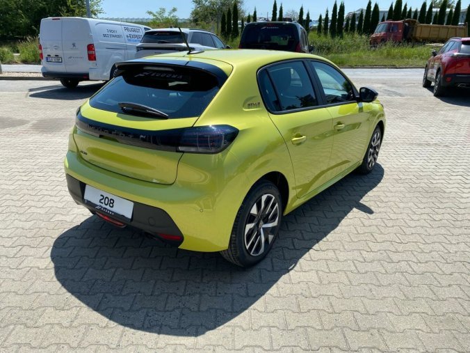 Peugeot 208, Peugeot 208 STYLE PureTech 100 S&S MAN6, barva žlutá