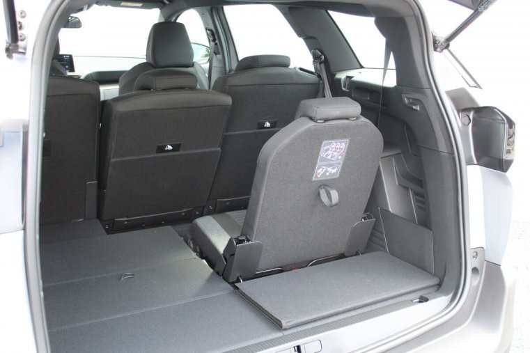 Peugeot 5008, Peugeot 5008 ACTIVE PACK 1.2 automat 130k, barva modrá
