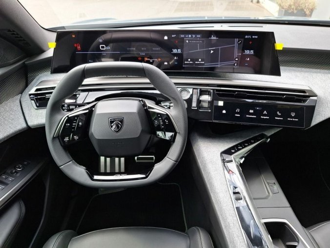 Peugeot 3008, Peugeot 3008 GT Hybrid 145 e-DCS6, barva modrá