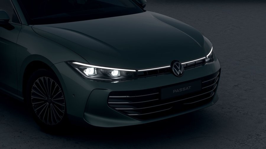 Volkswagen Passat, Passat Elegance 1,5 eTSI 110 kW mHEV, barva zelená