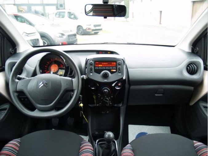 Citroën C1, Feel 1,0VTi 72, barva béžová