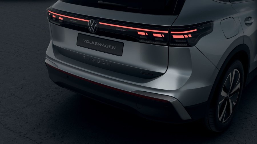 Volkswagen Tiguan, Tiguan Elegance 2,0 TDI 142 kW 4MOT, barva stříbrná