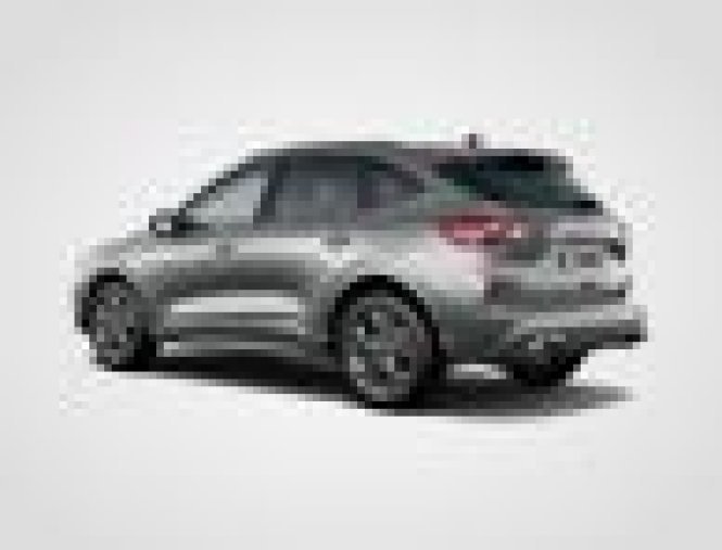Ford Kuga, 1.5 EcoBoost, barva stříbrná