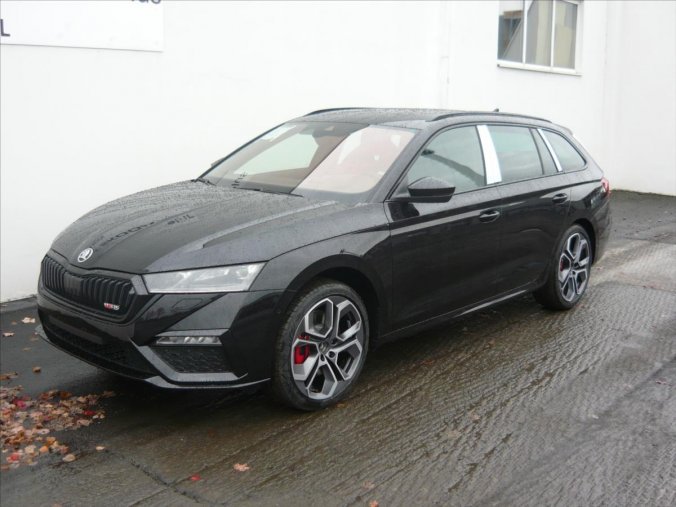 Škoda Octavia, 2,0 TSI 180 kW RS DSG, barva neuvedeno