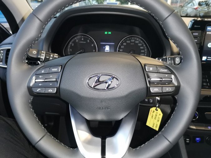 Hyundai i30, kombi, Nová kombi Comfort 1,0 T-GDI 88 kW, barva šedá
