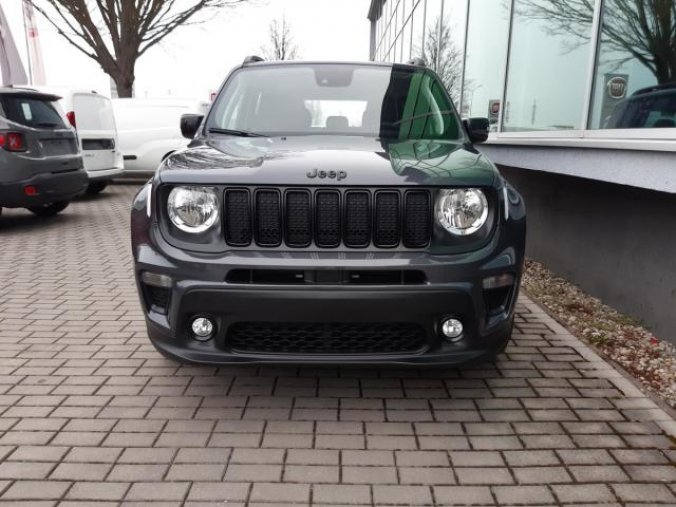 Jeep Renegade, 1,5 130 PS Night Eagle automat, barva šedá