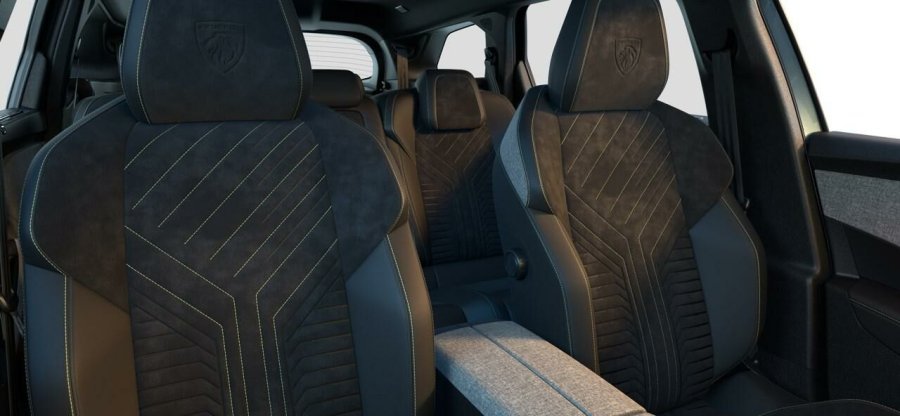 Peugeot 5008, Peugeot 5008 GT Hybrid 136 e-DCS6, barva modrá
