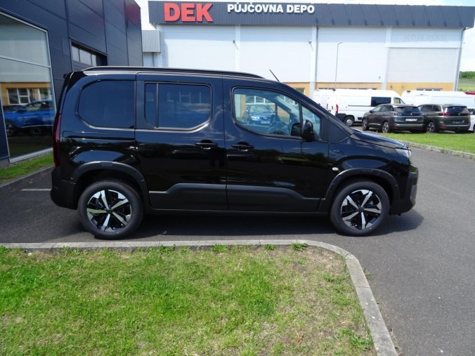 Peugeot Rifter, Peugeot Rifter GT BlueHDi 130k S&S EAT8, barva černá