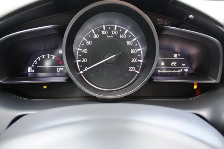 Mazda CX-3, SKYACTIV-G, barva červená