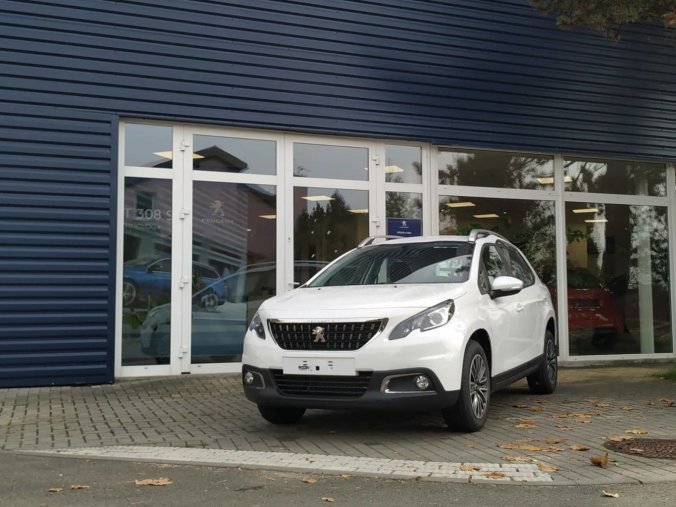 Peugeot 2008, ACTIVE 1.2 PureTech 110 S&S MAN6, barva bílá
