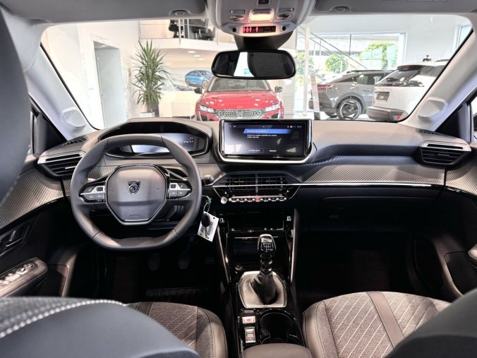 Peugeot 208, Peugeot 208 ACTIVE, 100 koní, Výhřev sedadel, barva šedá