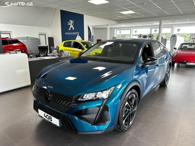 Peugeot 408, Peugeot 408 ALLURE Hybrid 145k e-DCS6, barva modrá