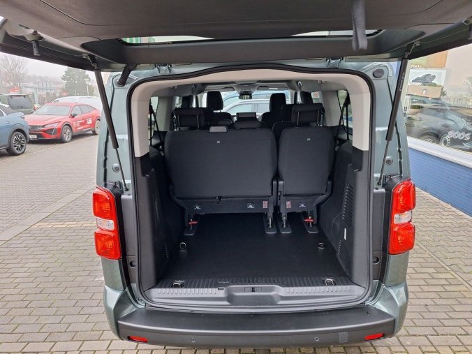 Peugeot Traveller, Peugeot Traveller Active Long 2.0 BHDi 180  EAT8, barva zelená