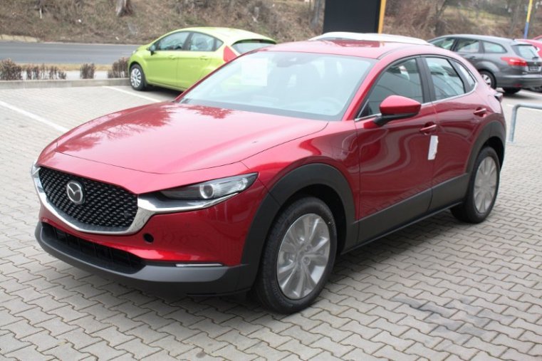 Mazda CX-30, SKYACTIV-G, barva červená