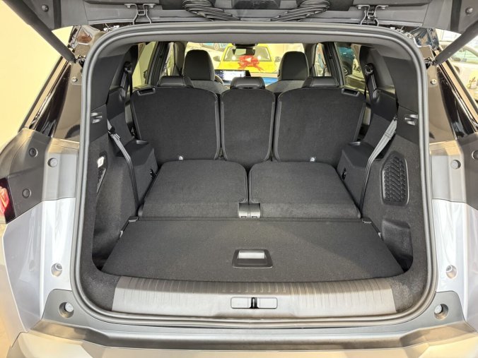 Peugeot 5008, Peugeot 5008 GT Hybrid 145k, Automat, barva šedá