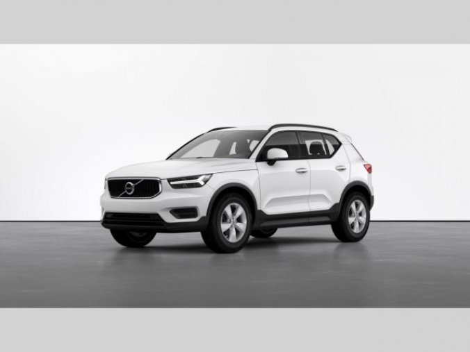 Volvo XC40, T3 1.5L 163 HP MOMENTUM CORE A, barva bílá