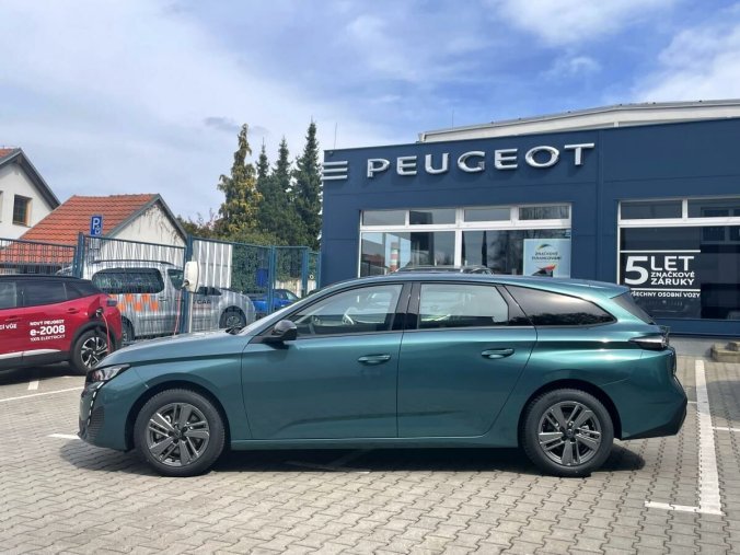 Peugeot 308, Peugeot 308 SW ACTIVE PureTech 130k EAT8, barva modrá