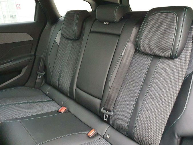 Peugeot 308, Peugeot 308 SW ALLURE BlueHDi 130 S&S EAT8, barva bílá