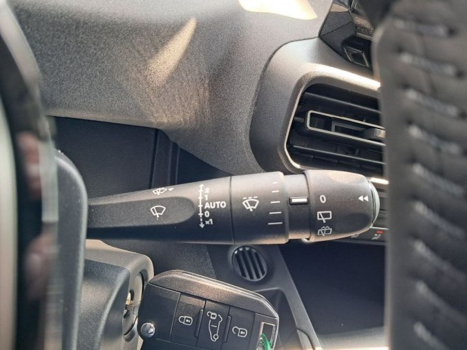 Peugeot Rifter, Peugeot Rifter LONG ALLURE BlueHDi 130 S&, barva šedá