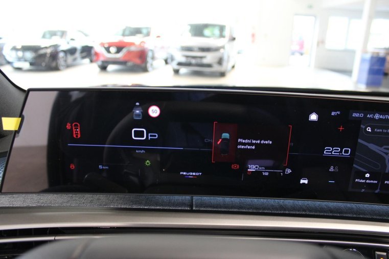 Peugeot 5008, Peugeot 5008 GT Hybrid 145 e-DCS6, barva černá