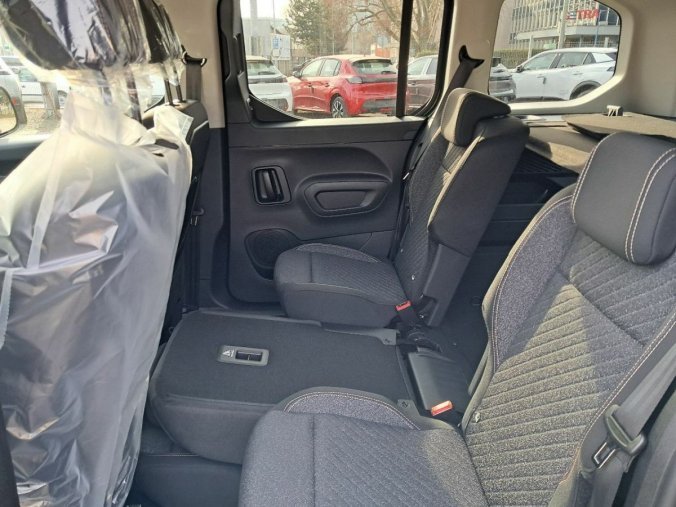 Peugeot Rifter, Peugeot Rifter ALLURE BlueHDi 100 S&S MAN, barva zelená