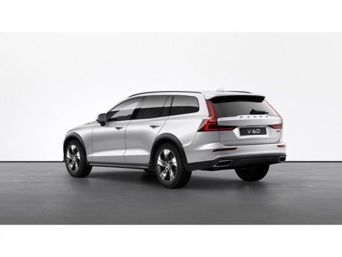 Volvo V60, kombi, Cross Country B4 AWD, barva stříbrná