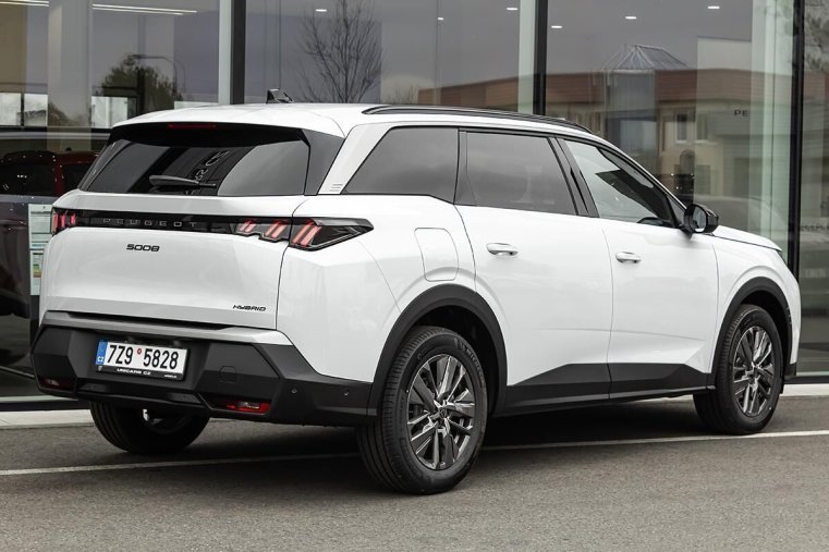 Peugeot 5008, Peugeot 5008 1,2 ALLURE Hybrid 145 e-DCS6, barva bílá