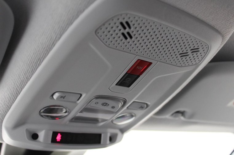 Peugeot 208, Peugeot 208 STYLE Turbo 100 MAN6, barva žlutá