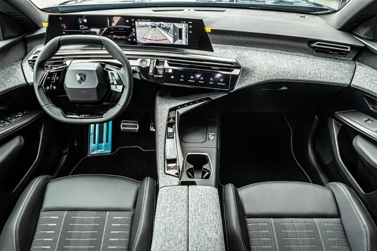 Peugeot 5008, Peugeot 5008 1,2 ALLURE Hybrid 145 e-DCS6, barva modrá