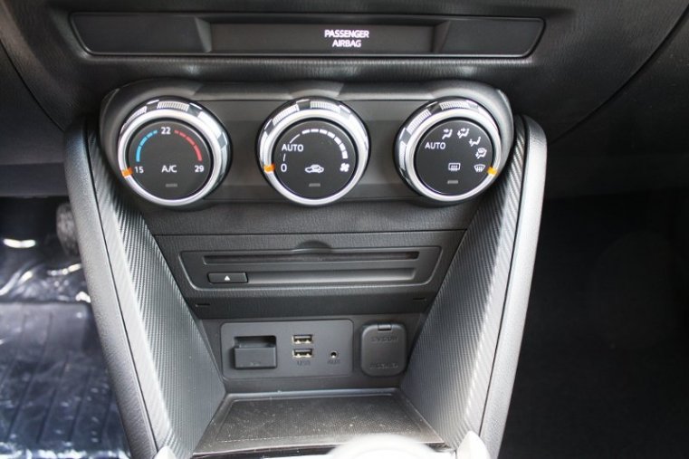 Mazda CX-3, SKYACTIV-G, barva červená