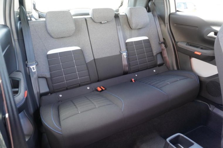 Citroën C3, PLUS Turbo 100 MAN6, barva bílá