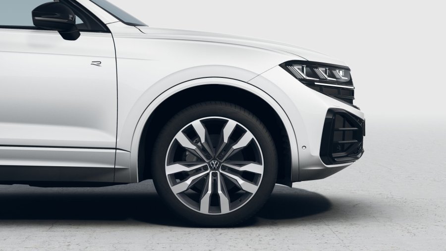 Volkswagen Touareg, Touareg R-Line V6 3,0 TDI 210 kW 4MOT, barva bílá