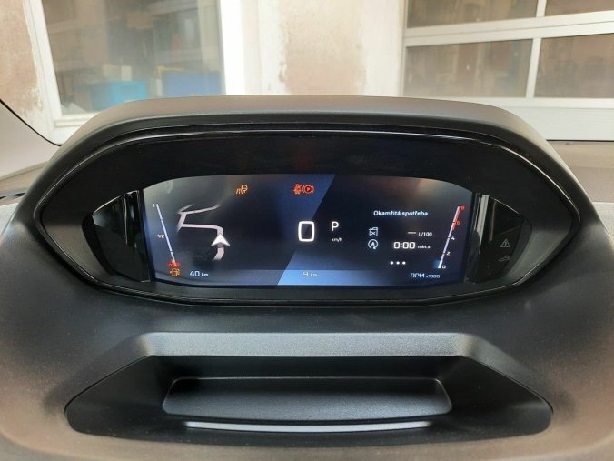 Peugeot Rifter, Peugeot Rifter LONG ALLURE 1,5 BHDi 130k EAT8, barva šedá