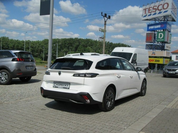 Peugeot 308, Peugeot 308 SW ACTIVE 1.2 PT 130k MAN6, barva bílá