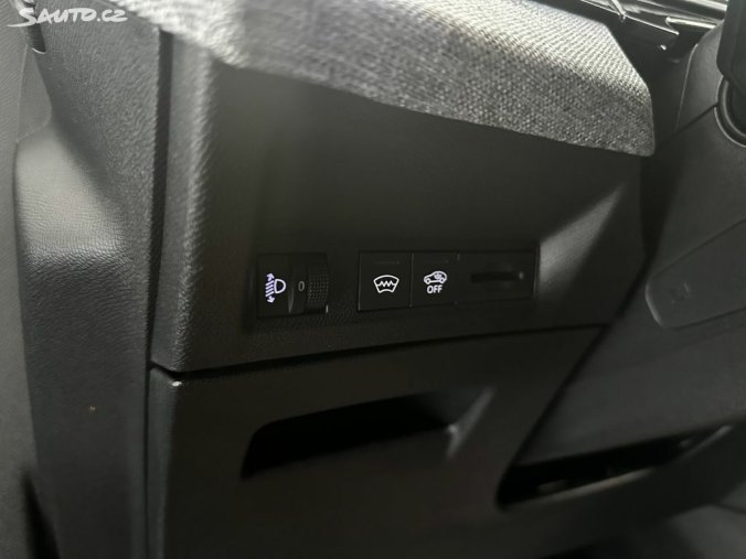 Peugeot 3008, Peugeot 3008 ALLURE Hybrid 145 e-DCS6, barva modrá