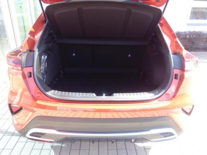 Kia XCeed, 1.5 T-GDi GPF TOP MY23 Face, barva oranžová