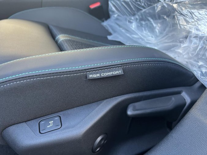 Peugeot 308, Peugeot 308 SW ALLURE BlueHDi 130k EAT8, barva modrá