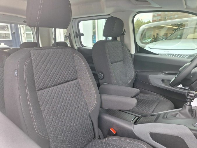 Peugeot Rifter, Peugeot Rifter ALLURE 1.5 BHDi 100K MAN6 N1, barva bílá