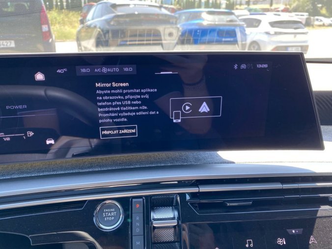 Peugeot 5008, Peugeot 5008 ALLURE Hybrid 145 e-DCS6, barva šedá