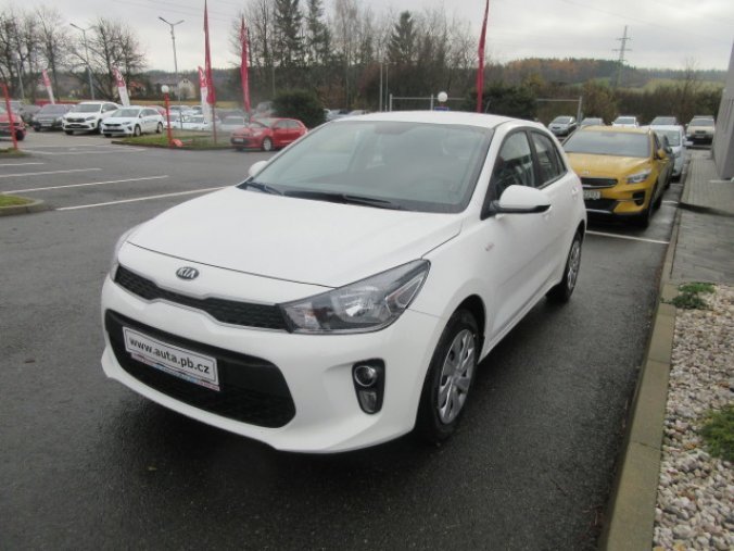 Kia Rio, 1.2 CVVT COMFORT, barva bílá