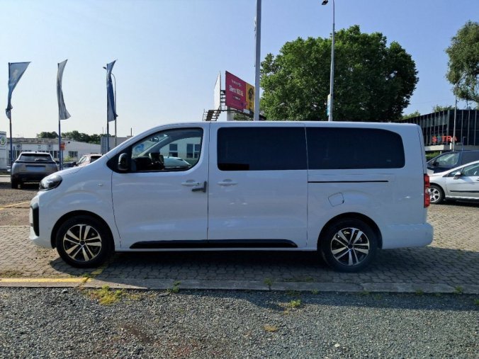 Peugeot Traveller, Peugeot Traveller Allure Long 2.0 BlueHDi 180 S&, barva bílá