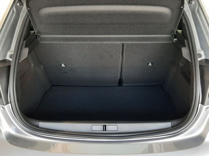 Peugeot 208, Peugeot 208 BUSINESS 1.2 TURBO 100k MAN6, barva šedá