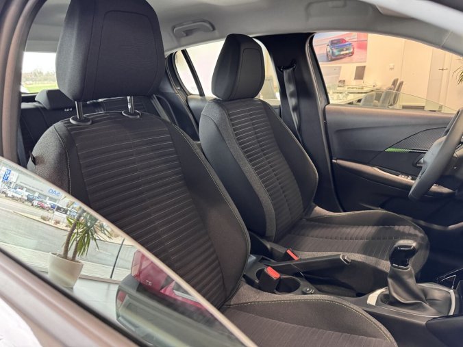 Peugeot 208, Peugeot 208 ACTIVE, 75 koní, Manuál, barva bílá