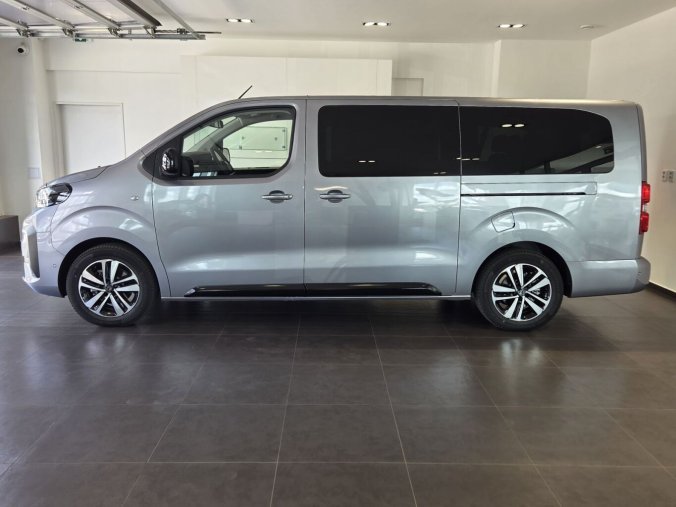 Peugeot Traveller, Peugeot Traveller ALLURE Long 2.2 BHDi 180k EAT8, barva šedá