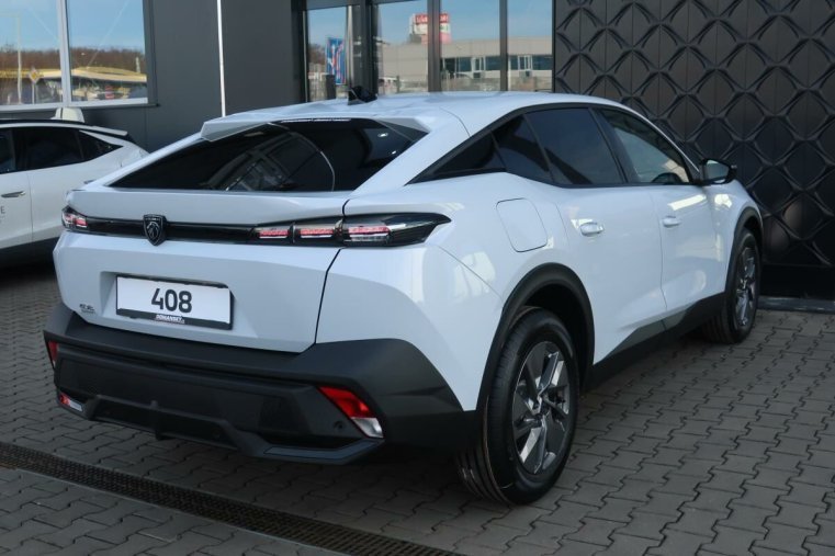 Peugeot 408, Peugeot 408 Allure Hybrid 136e - DCS6, barva bílá