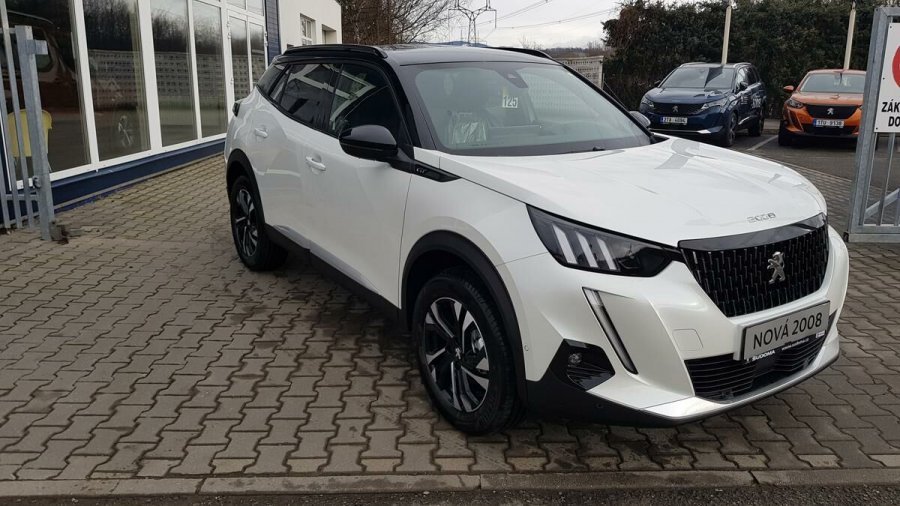 Peugeot 2008, 2008 GT 1.2 PureTech 130 MAN 6, barva bílá